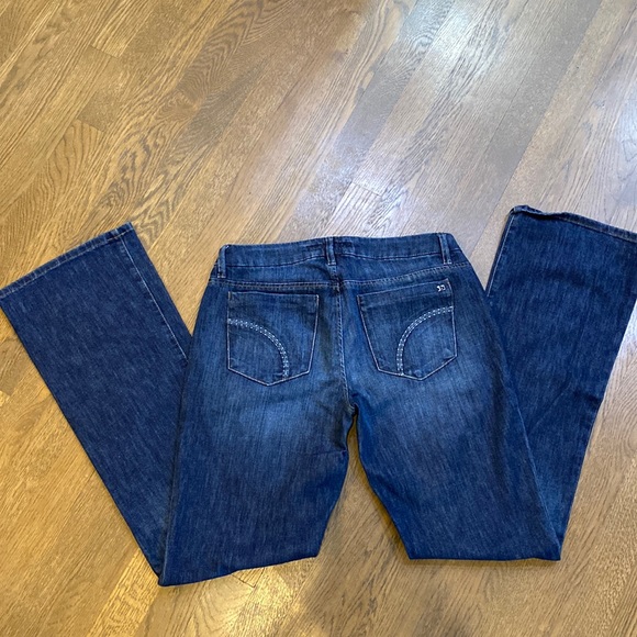 Joe’s Jeans Honey Flare in Camille wash - Picture 1 of 7